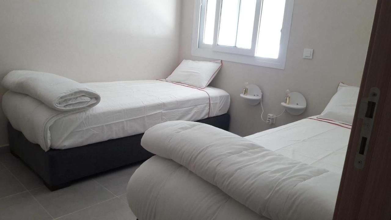 Appart. Luxueux Avec Piscine, Cosy, Bien Situe Бузника Екстериор снимка