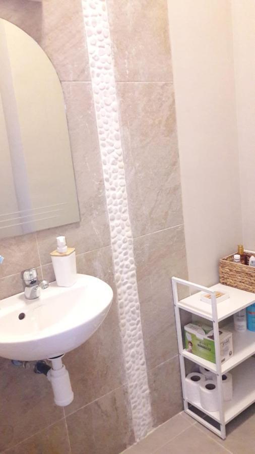 Appart. Luxueux Avec Piscine, Cosy, Bien Situe Бузника Екстериор снимка